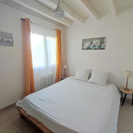 Mazet A 5 Minutes D'uzes Apartment Montaren-et-Saint-Mediers