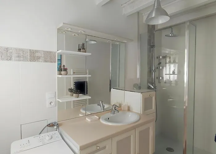 Mazet A 5 Minutes D'uzes Apartmán